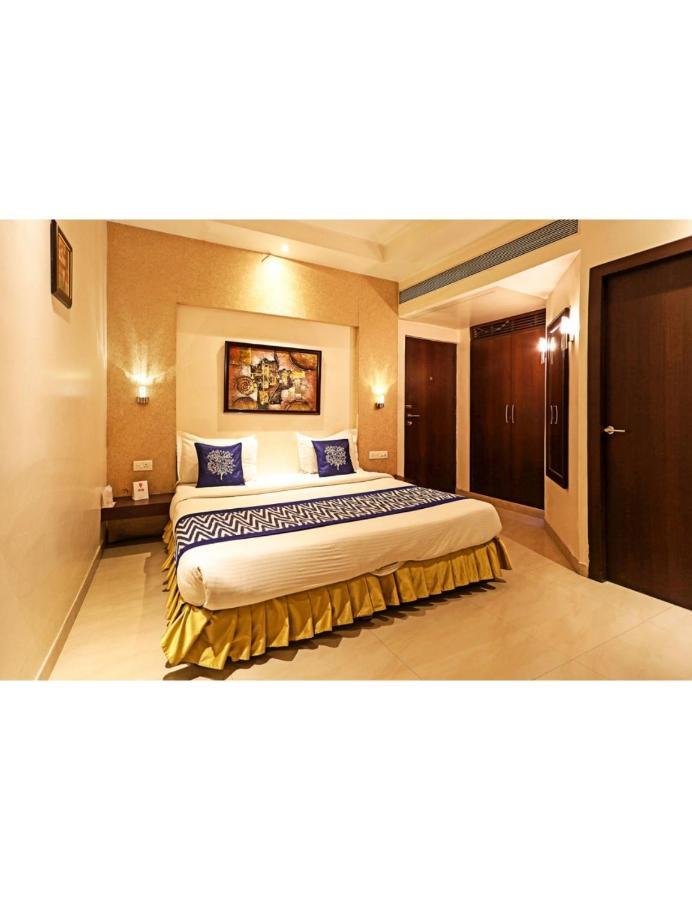 Hotel D Grand, Bareilly Exterior foto