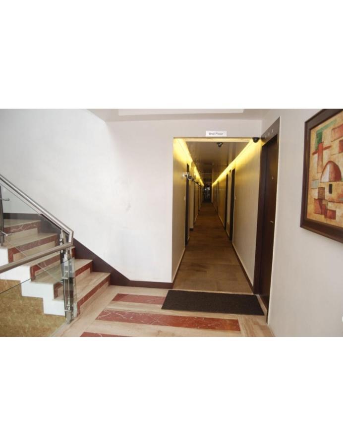 Hotel D Grand, Bareilly Exterior foto